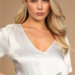 Lulu's White Fitted Short Sleeve Blouse